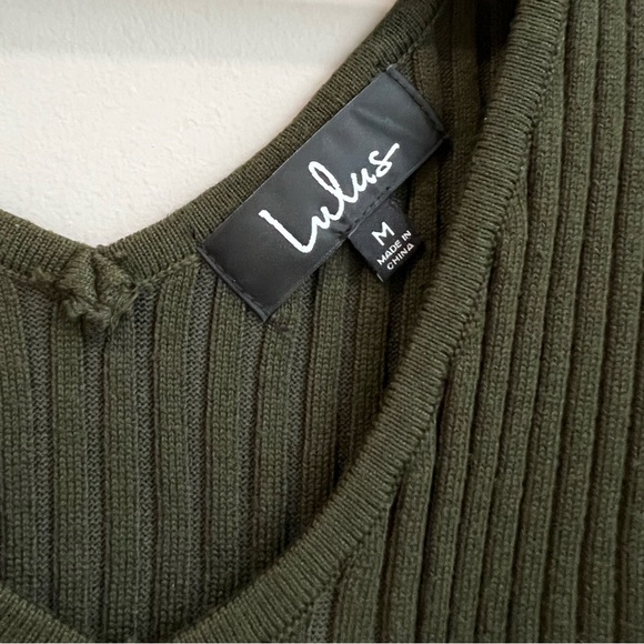 Lulu’s Bodycon Dress - Picture 3 of 4